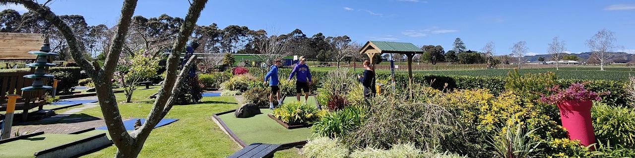 Minigolf at Julians Berry Farm Whakatane