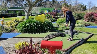 Minigolf at Julians Berry Farm Whakatane