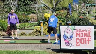 Minigolf at Julians Berry Farm Whakatane